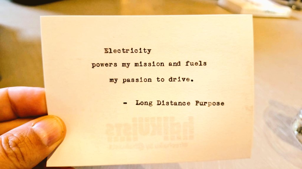 leonardovalente's tweet image. Me hicieron este #Haiku en #SampleCon2026 y me gustó mucho.