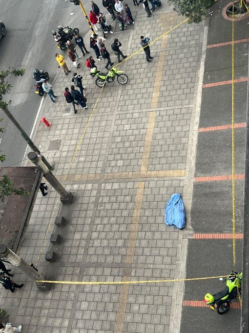 Nuevo caso de sicariato en Bogotá esta vez el hecho se presentó esta tarde en el sector del Salitre muy cerca al colegio Agustiniano.