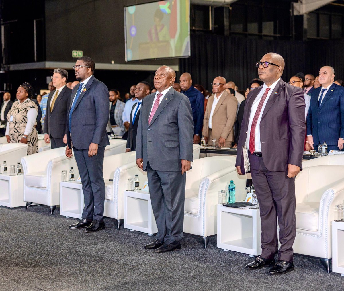 Panyaza Lesufi tweet media