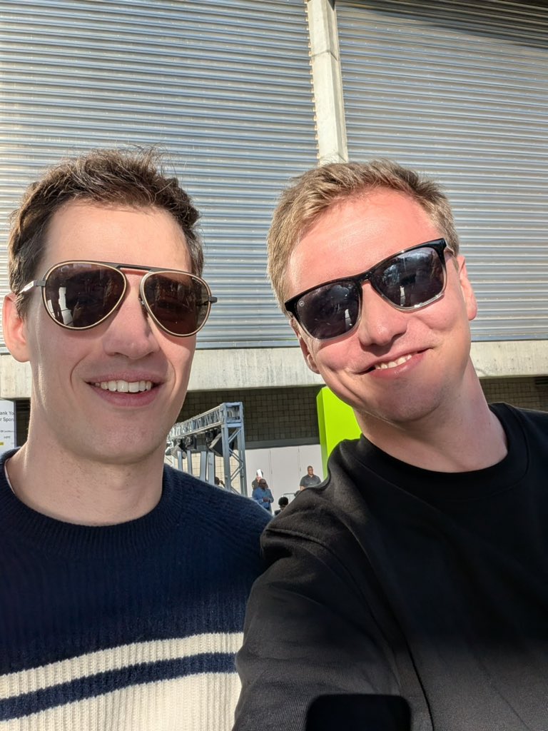 Robin Rombach tweet media