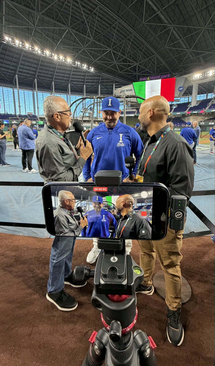 jquinteroven tweet media