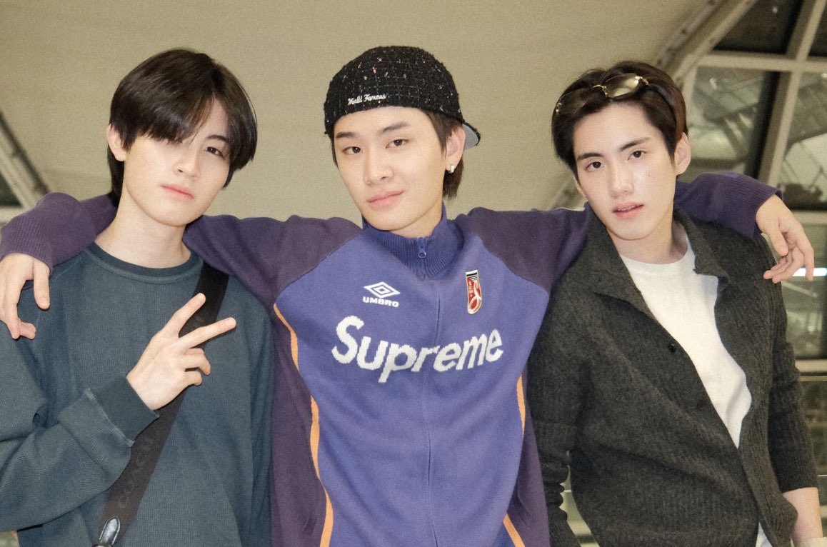 พี่ไทยมีไรอยากบอกวัวปะคะ