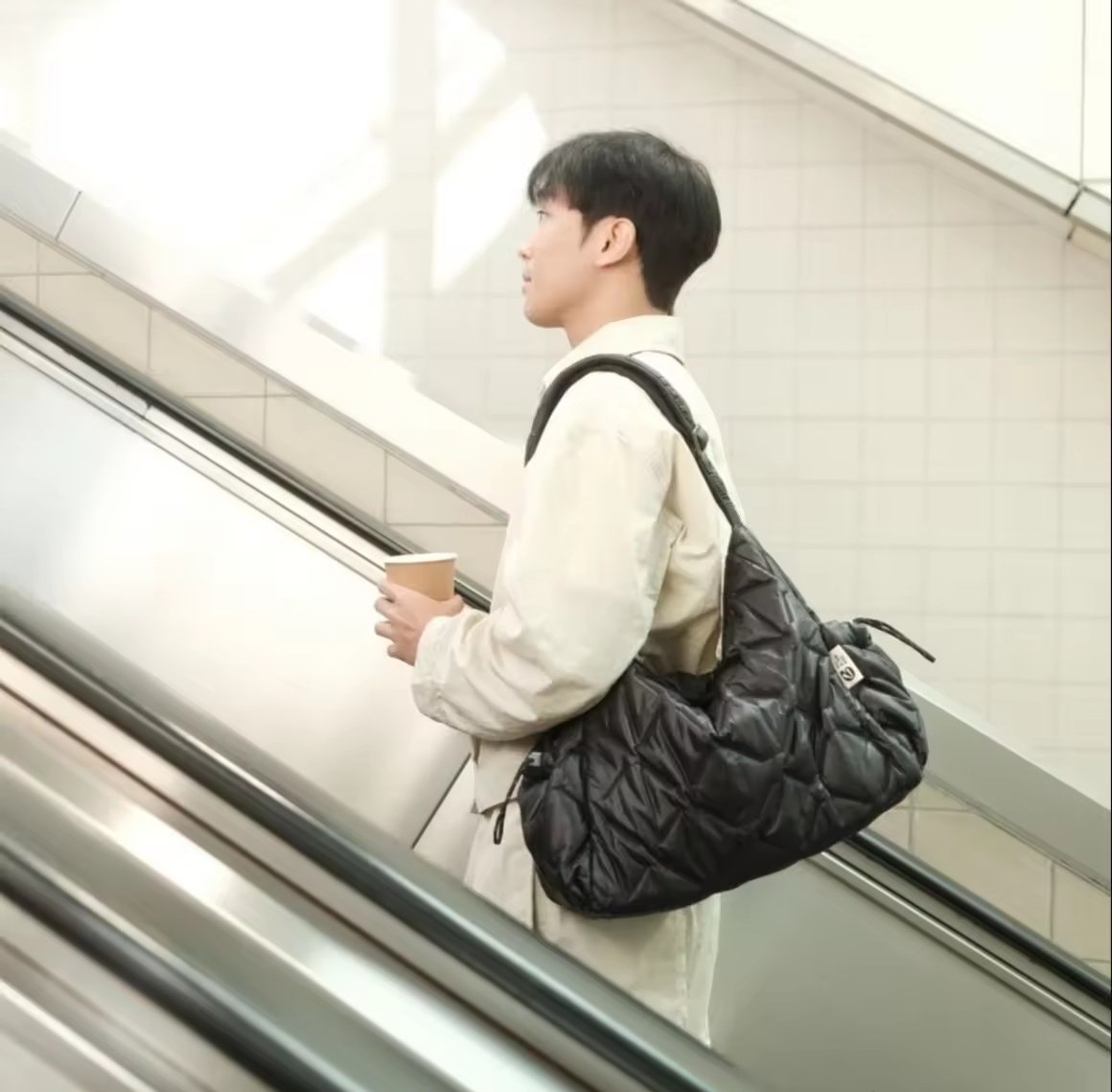 M_mprng's tweet photo. @rutoismycutest Fill in the bag รุ่นนี้เลยค่า 🤍 น้ำหนักเบา ใช้เป็นเดอะแบก ช่องเยอะ+ มีช่องข้าง สำหรับเสียบของ หยิบใช้ง่ายค่ะ
https://t.co/J8XatlP6cl https://t.co/AC7YQ8TD5A