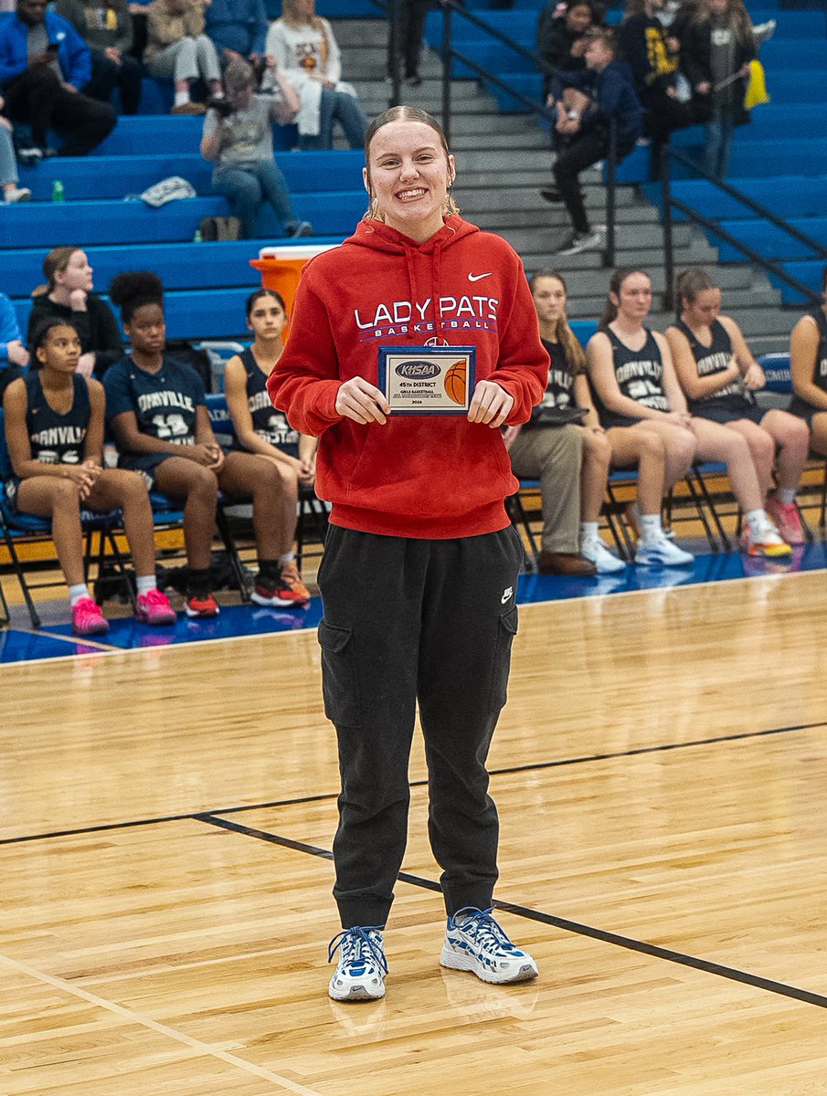 Alyssa Burkhart tweet media