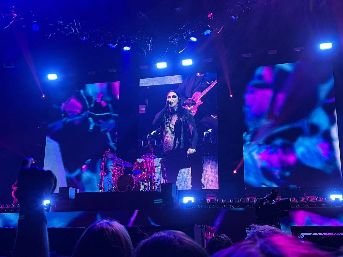 Still thinking about <a href="/MIWband/">Motionless In White</a>