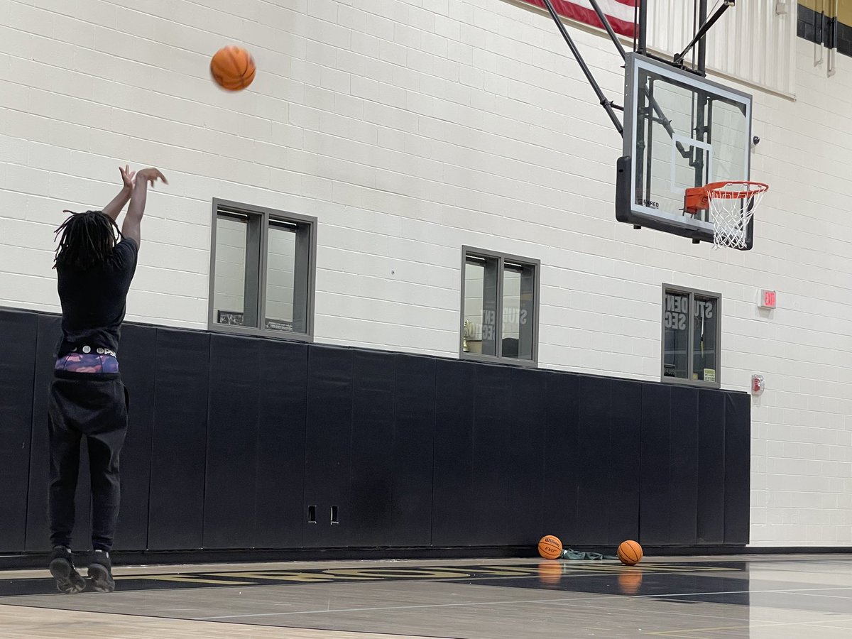 Kenny Edwards tweet media