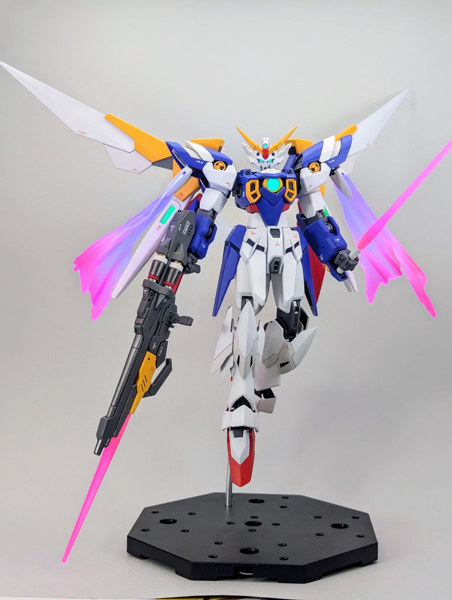 ポンポン tweet media