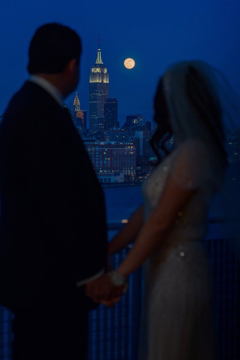 charliemaring's tweet photo. When I photograph a wedding I do so with a cinematic vision showcasing not just that a moment unfolded but how if felt to live in that moment. #luxury #wedding #weddinginspo https://t.co/e55rokRxMP