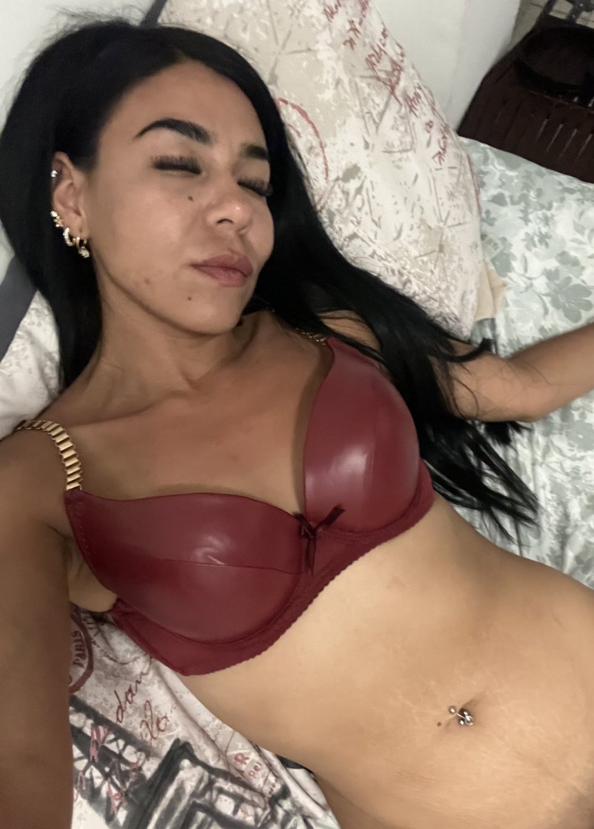EliasMonflax97's tweet photo. Yo de rojo y tú de antojo 🥵❤️ uf ‘ https://t.co/AXnKCQGPbt