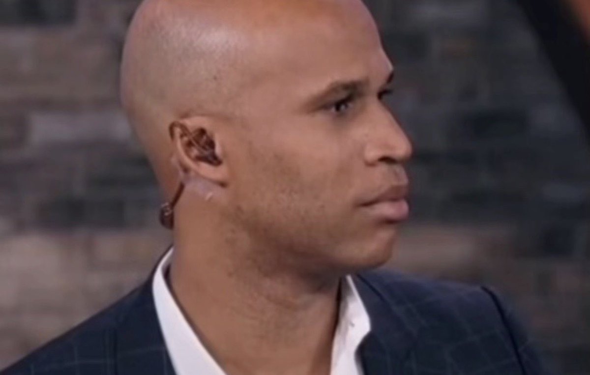 BangarangJimmy's tweet photo. Liberal California godfamily said “trump is following hitlers playbook pre WW2” and I gave this look. https://t.co/OOUqAqxm54