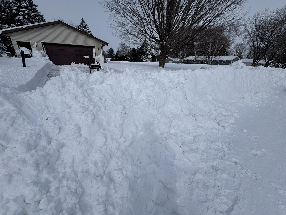 Kyle Malzhan tweet media