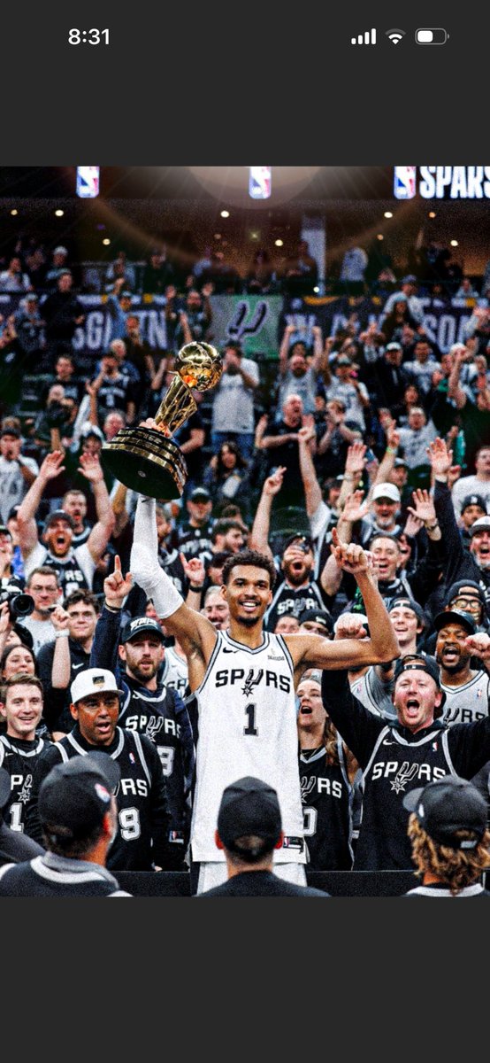 League Alerts tweet media