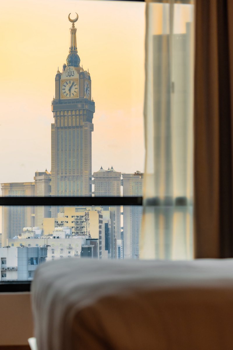 العشر الأواخر أفضل ليالي السنة ولا تفوّت تجربة الحرم ولو ليلة تلحق الختمة فيها لأن شعورها ما يتكرر 🤍
#مافاتك_الخير