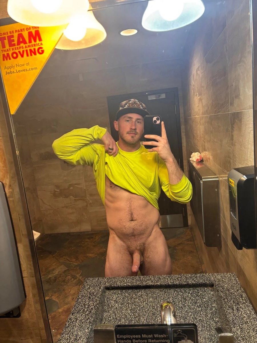 BurgerBoss00's tweet photo. #bluecollar #selfie #set #cf https://t.co/qMGGo1UQmE
