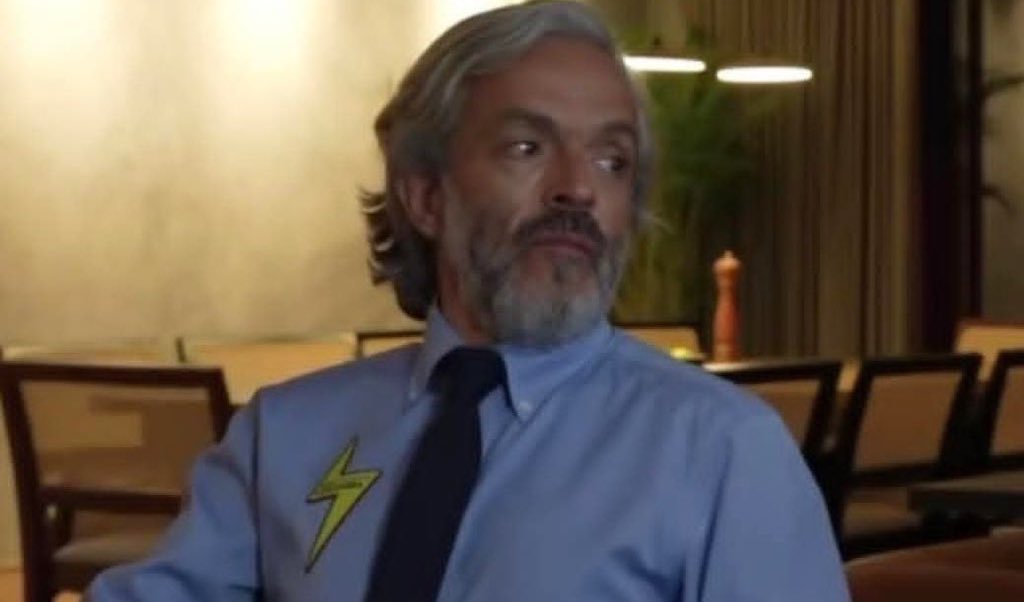 Cuándo estoy sin un peso y me piden para el cumpleaños de alguien de la oficina: