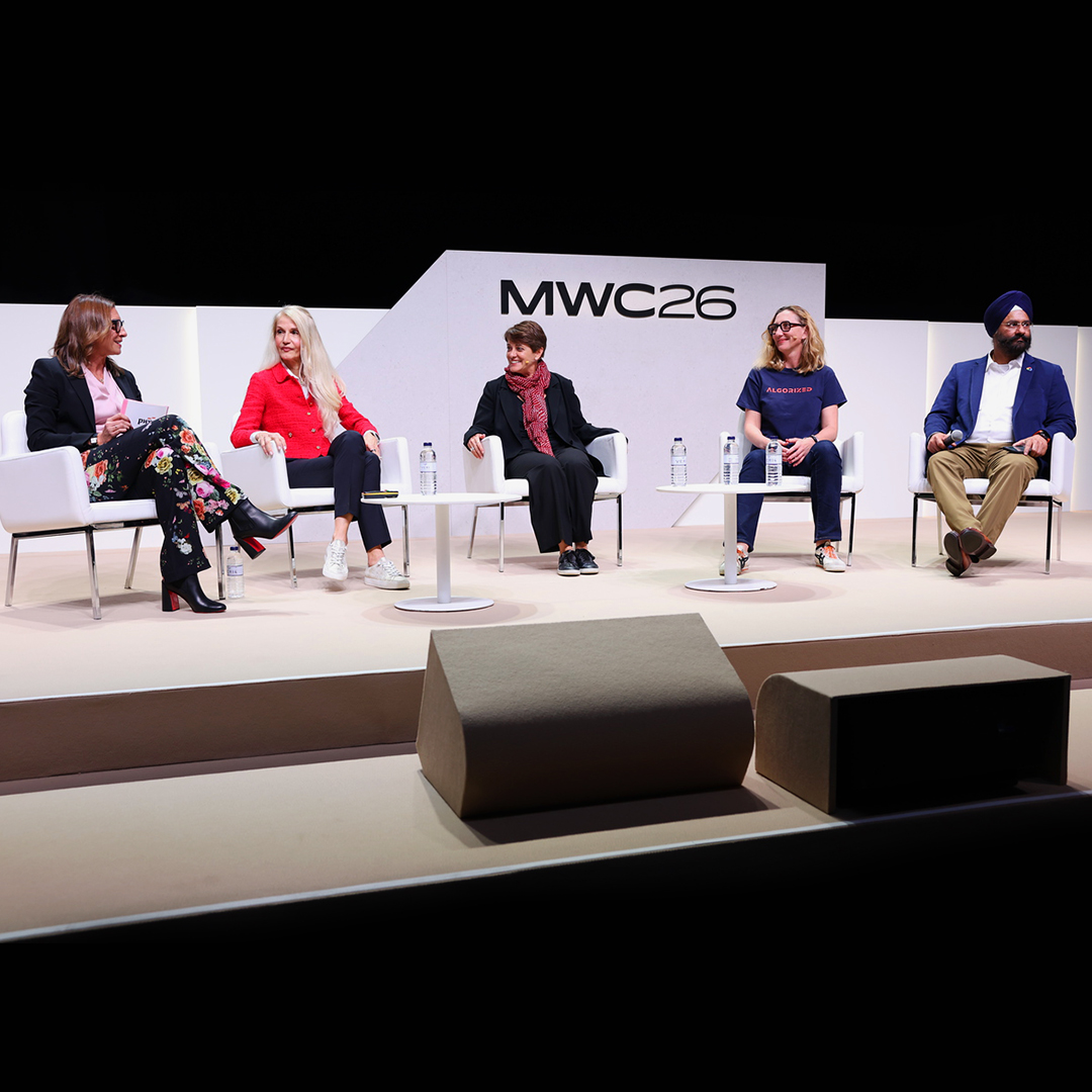 Intel Business tweet media