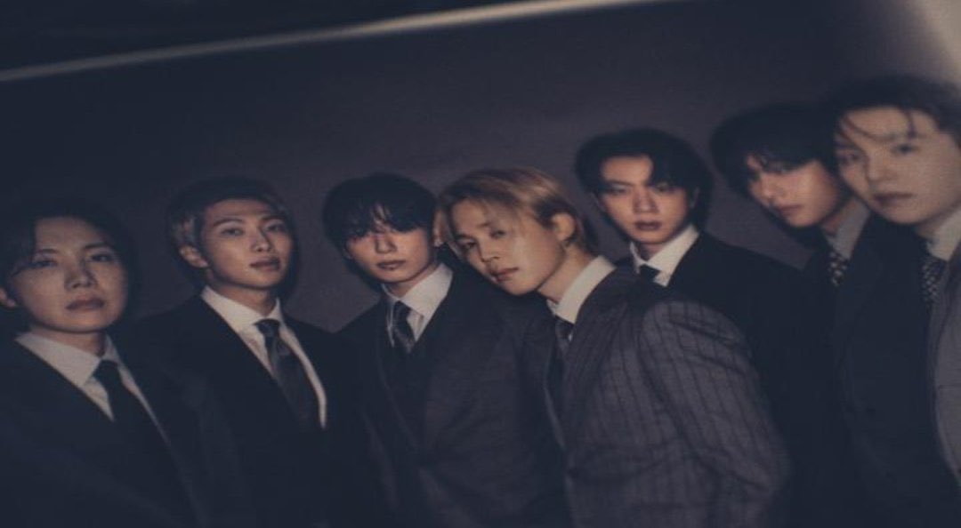 wispyoongi's tweet photo. this casually being one of the most sickening ot7 pics i’ve ever seen… https://t.co/WucgrFybIB