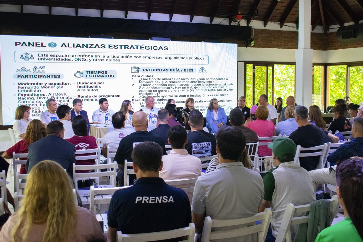 Mercedes Ciudad tweet media