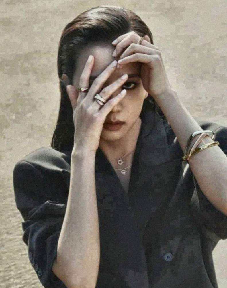 Claubert_Lopes's tweet image. Can't stop thinking about Timothee's incredible performance in his latest film! He brings so much depth to every role. Can't wait to see what he does next! #Timothee #FilmFan