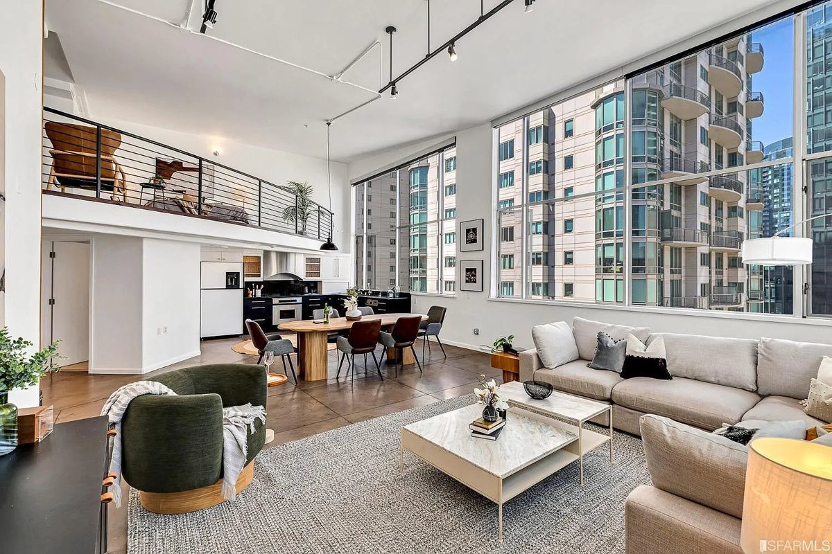 Regynald tweet media