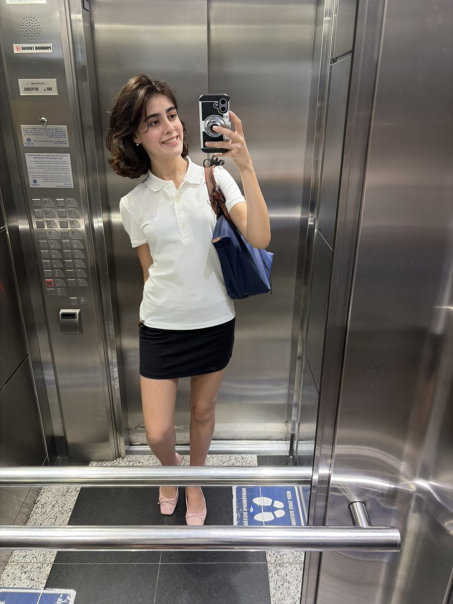 angel(a) tweet media