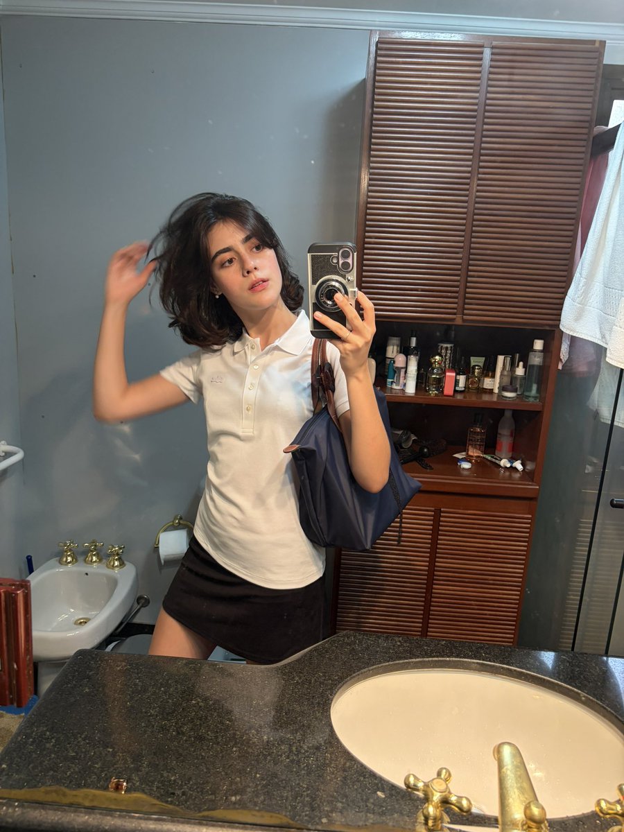 angel(a) tweet media