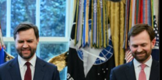 UberZeitgeist's tweet photo. @WhiteHouse @VP Fuhhhhhhhhhhh - they're just the same guy, right, wearing the same #ByGod Florsheim shoes? How did #JDFancypants slip this past the every-sharp-as-a-doughnut #POSPOTUS? https://t.co/T4i0CqyJ9R