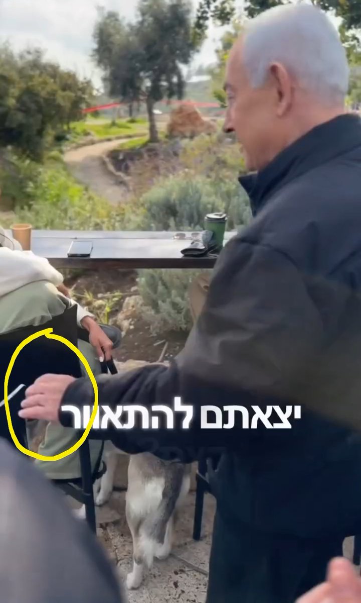 deathwontforget's tweet photo. Netyanyahu is dead but israel is not ready to accept it Lmao!!!
How coward can someone be? There leader is eliminated by iran 🇮🇷 but still these cowards doesn't have guts to show him dead in public.
They are fooling there own people 😂😂😂
#trending #IranWar‌ https://t.co/T48vuS0fYA