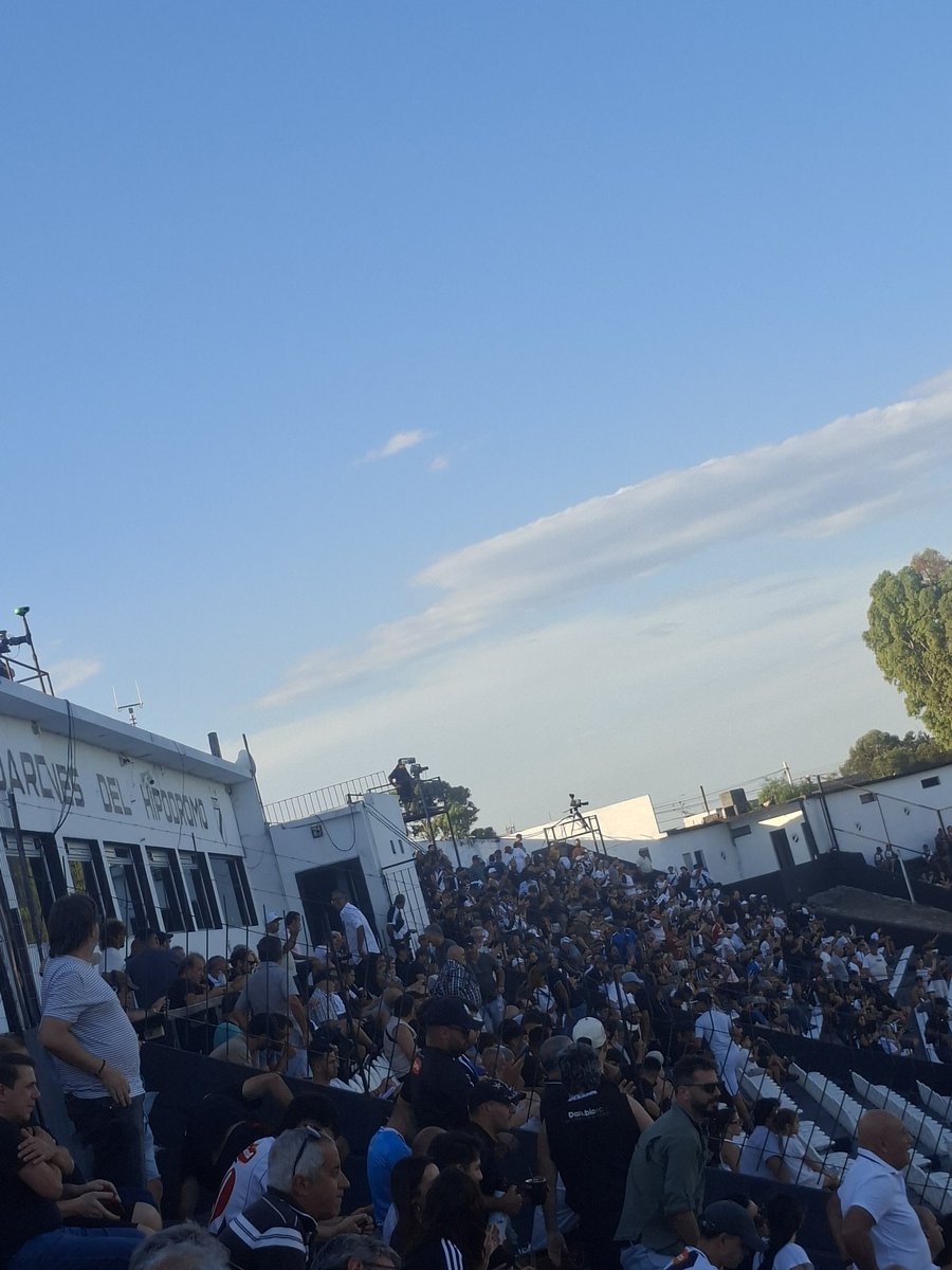 Lukita 🌴 tweet media