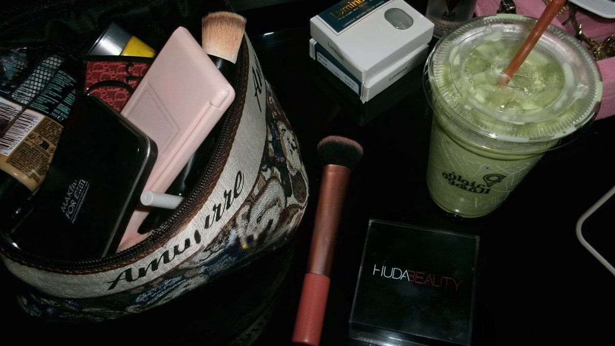 evrblooml's tweet photo. When it's finally time to get ready because it's my favorite thing to do https://t.co/BBTIiNSP5Y