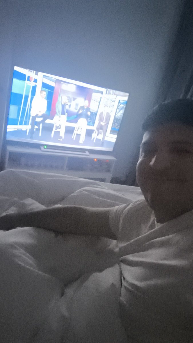 Walteer_Gn's tweet photo. #BEISBOLXTELEVEN Desde Madrid en sintonía y ligando al team Venezuela, hoy se madruga pero valdrá la pena!!🇻🇪🙏 https://t.co/zM5JYVQlvH