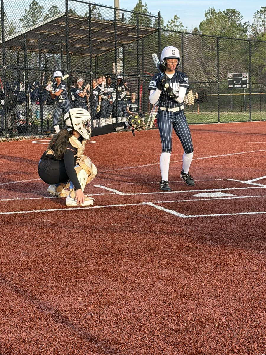 Savanna Robinette tweet media