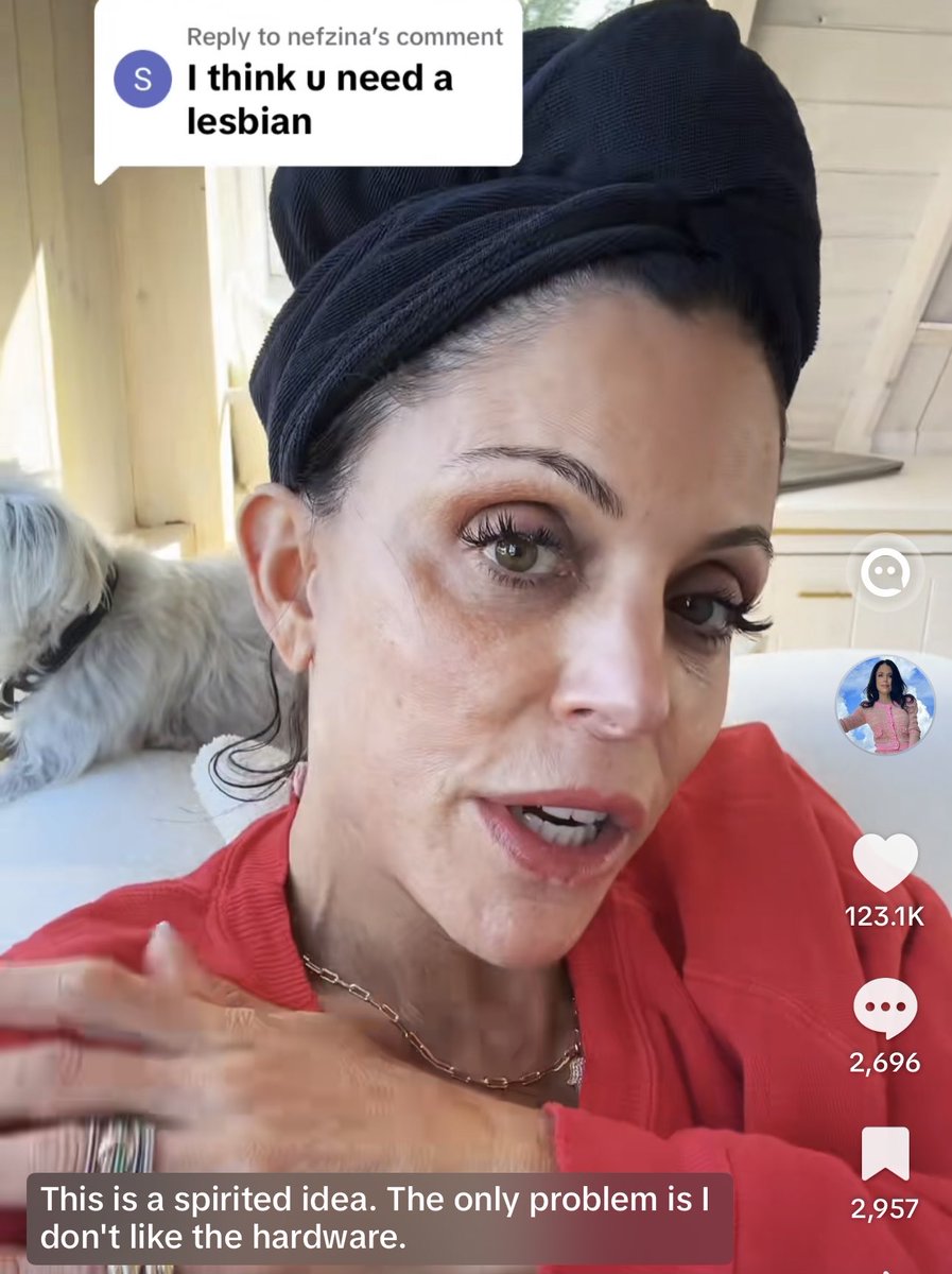 Lesbiana Grande tweet media