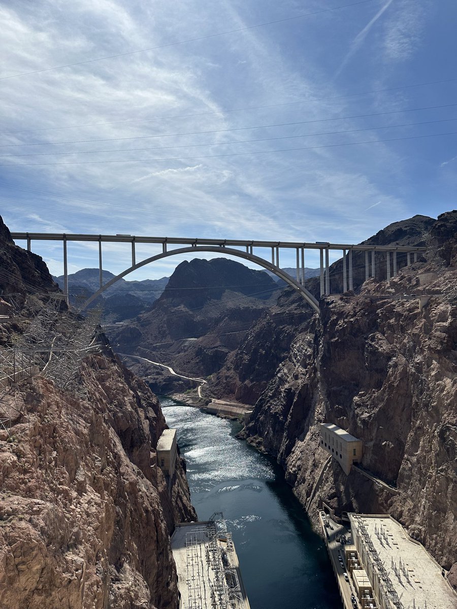 Rebecca Jay ✌🏻🇨🇦🙋‍♀️♍️ tweet media