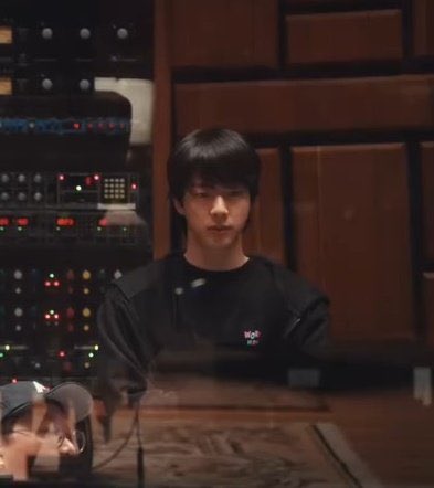 loserksj's tweet image. seokjin wearing his tour merch bc run seokjin ep. tour is #forever