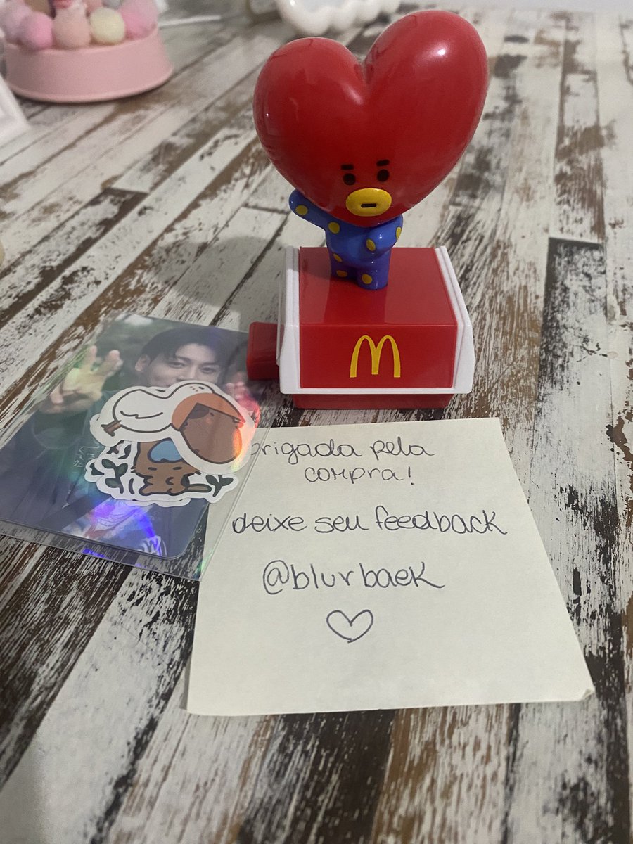 thcollector_'s tweet photo. feedback mega positivo pra @blurbaek! todo o processo desde a compra ate o envio foram super tranquilos, bem atenciosa e cuidadosa! to muito feliz com o meu tata, muito obrigada.🤍 https://t.co/hcnjoTRjX8