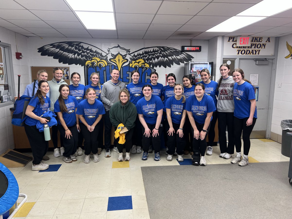 Sandburg Softball tweet media