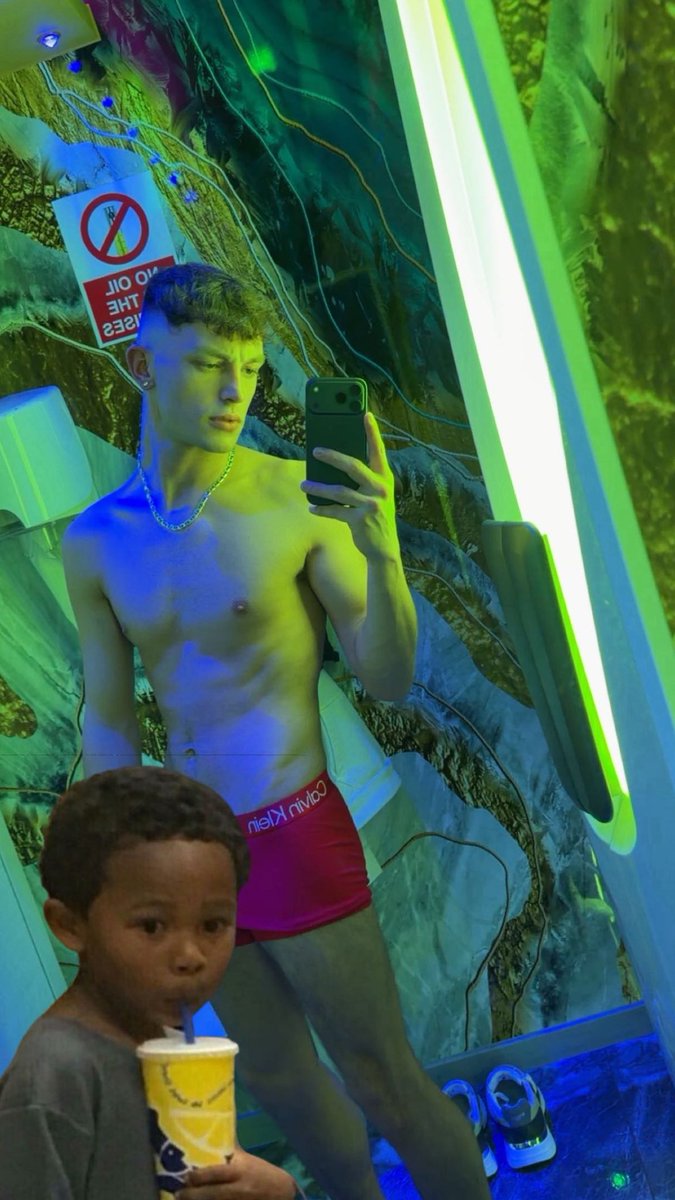 Tee fletch tweet media