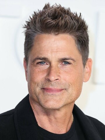 Mofoman360's tweet image. Happy birthday Rob Lowe 🎂🎂🎂🎂

@RobLowe