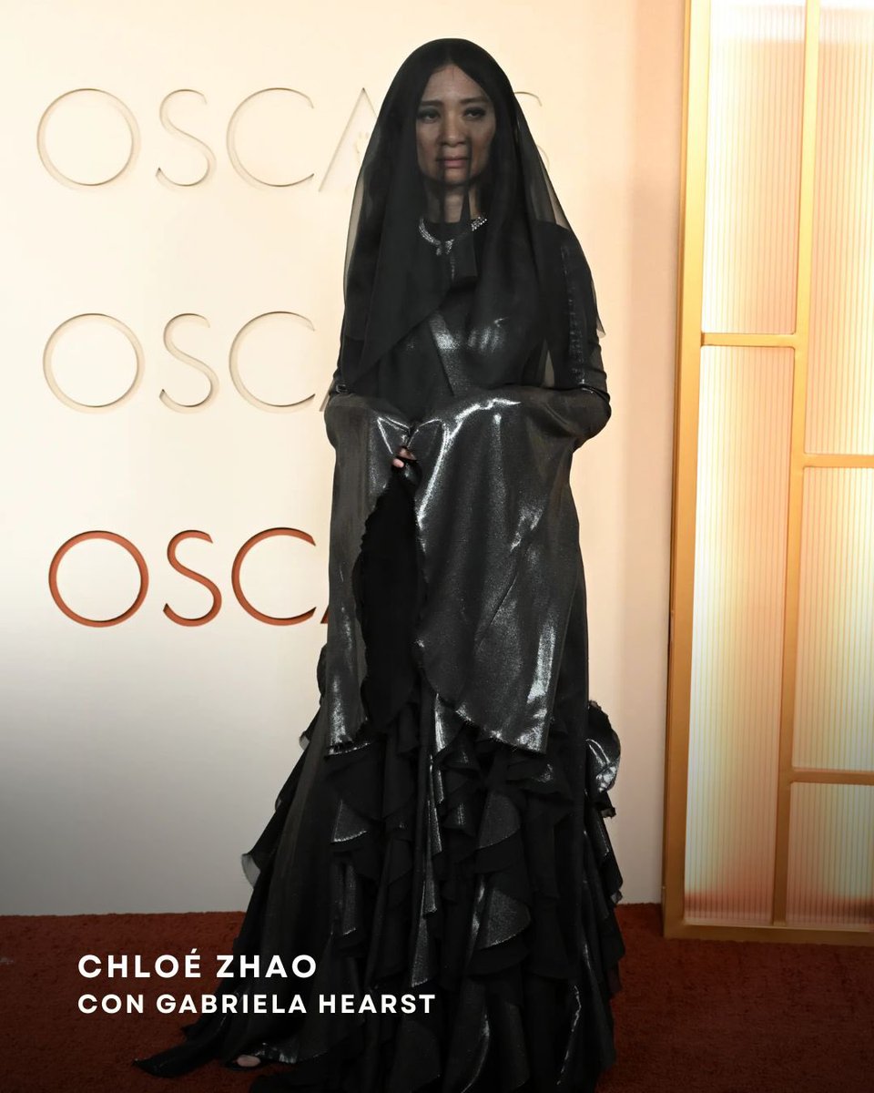 MidWoman tweet media