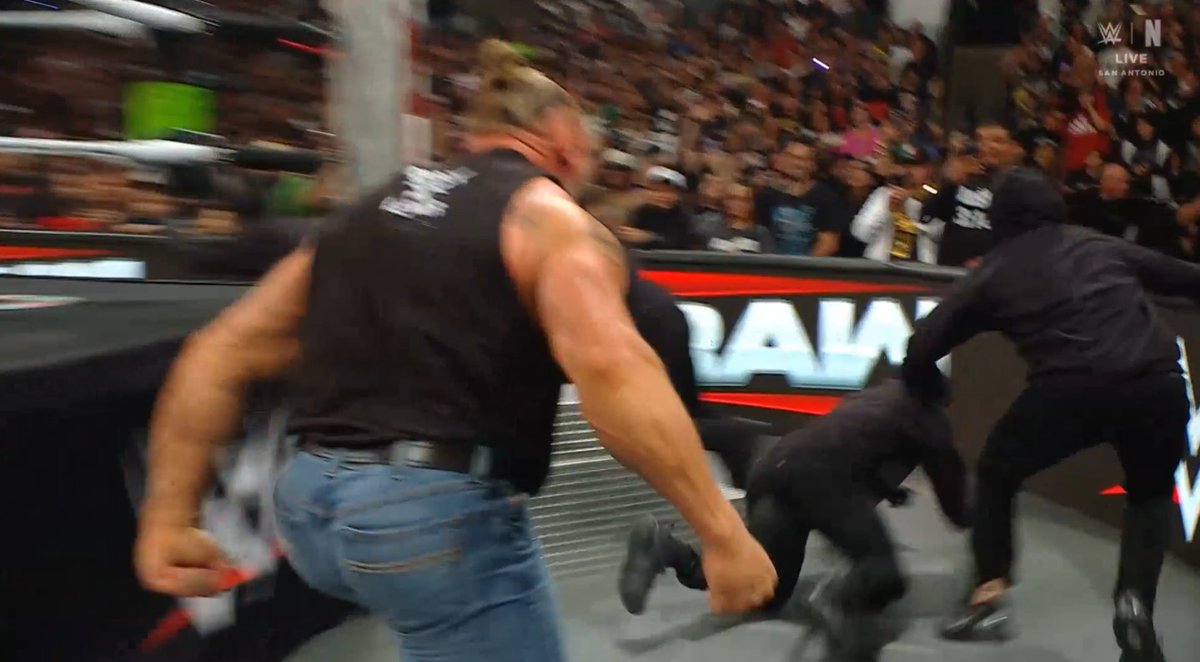 PraveVlogs's tweet image. BROCK LESNAR CAME AND ATTACKED EVERY MASK MAN 😱 SETH ROLLINS vs BROCK LESNAR MATCH AT WRESTLEMANIA IN 2026 ???? 💥 |  RAW ON NETFLIX 2026 MARCH 16  🔥

#WWERaw #RawOnNetflix #WWE #WWEonNetflix #MondayNightRaw #RomanReigns #TribalChief #OTC #CMPunk #WrestleMania #ProWrestling