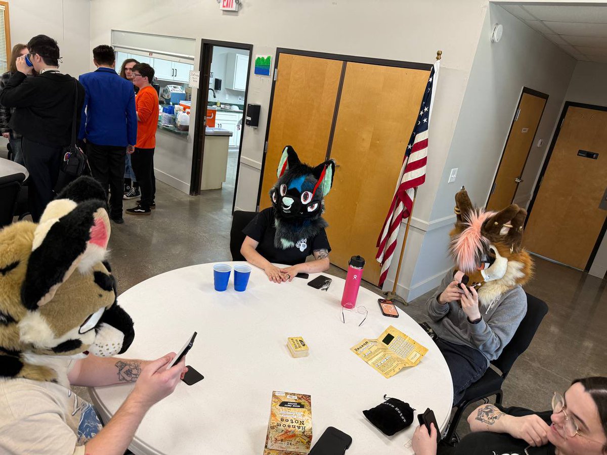 ARKFurmeet's tweet photo. We had to lower our limit this time for how many attendees we could have, but it was so worth it! https://t.co/mWzC2VoTjl