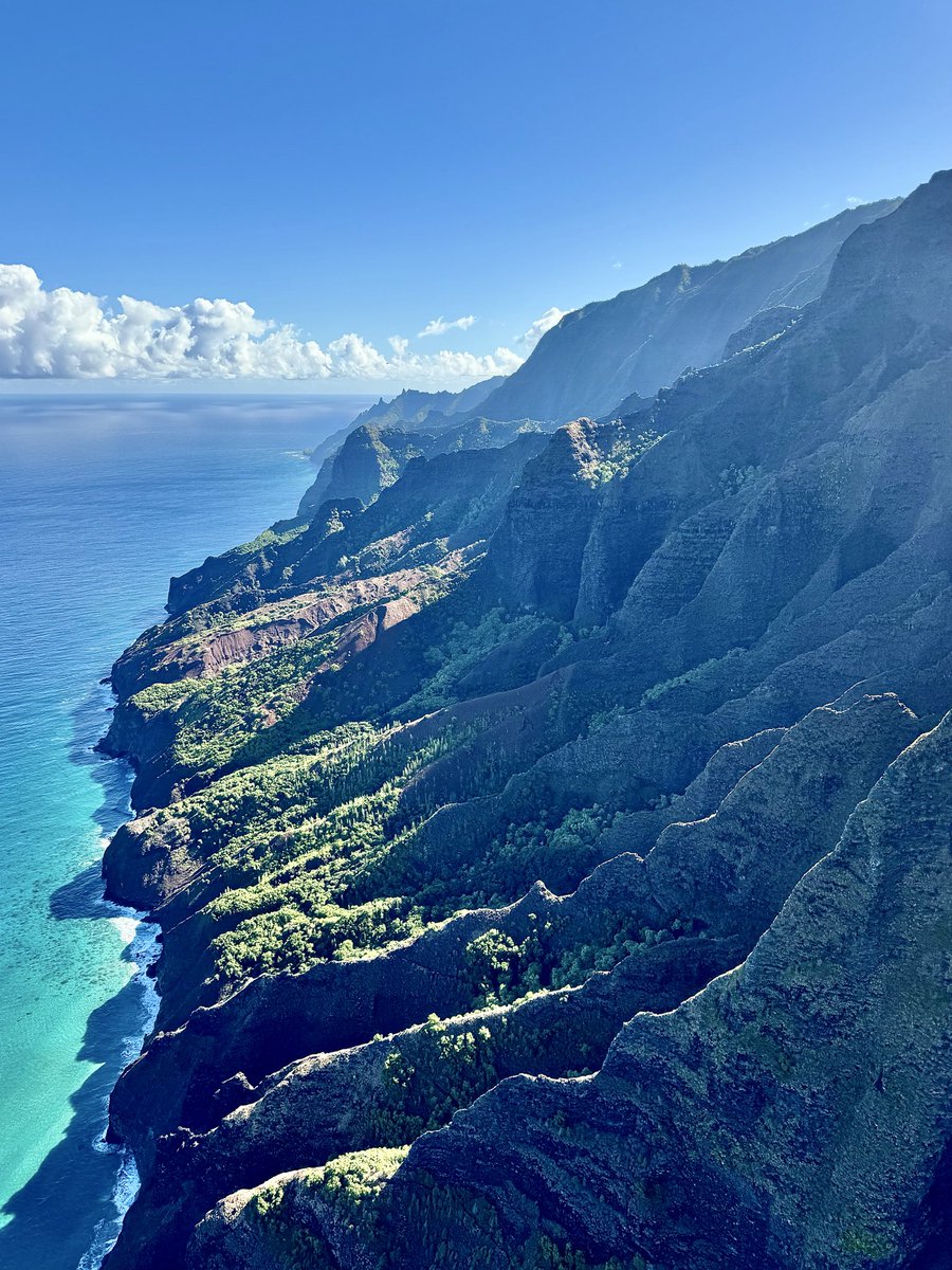 Sisbehaving | travel bloggers tweet media