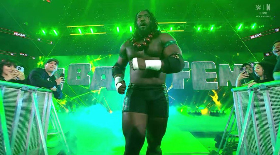 itsjoeykarni's tweet image. I have NEVER seen someone lift Brock Lesnar up like that and ragdoll him!

Oba Femi just got put over HARD! #WWERAW