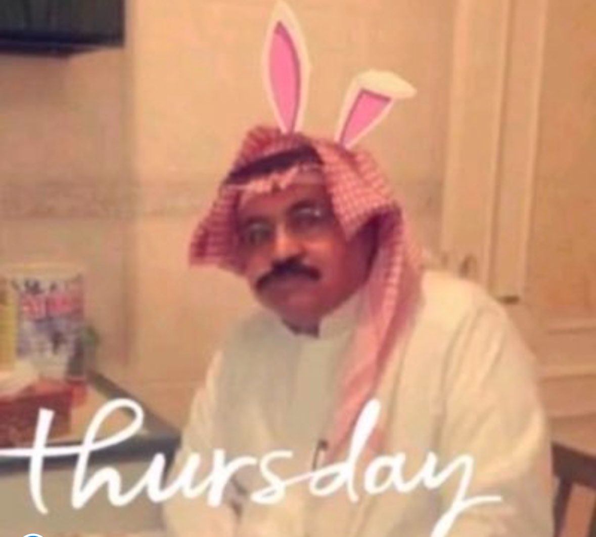 مخرج طوارئ tweet media