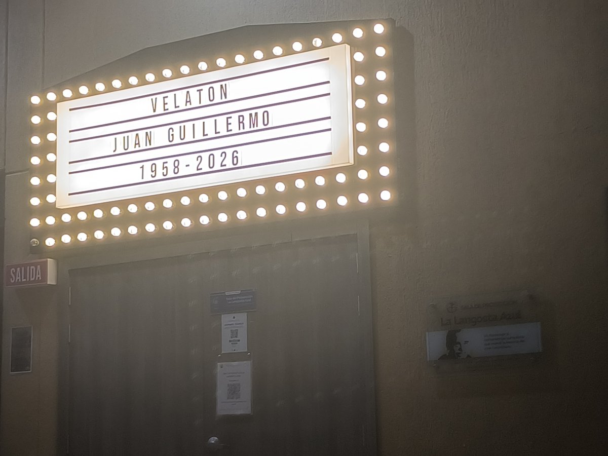 El Espejo tweet media