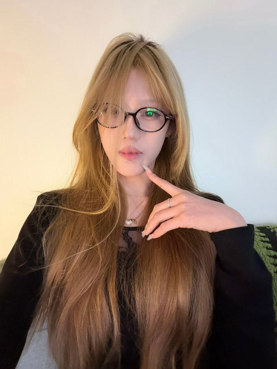 皮皮霖(母畜亲爹 接自毁曝光 社死投稿) tweet media