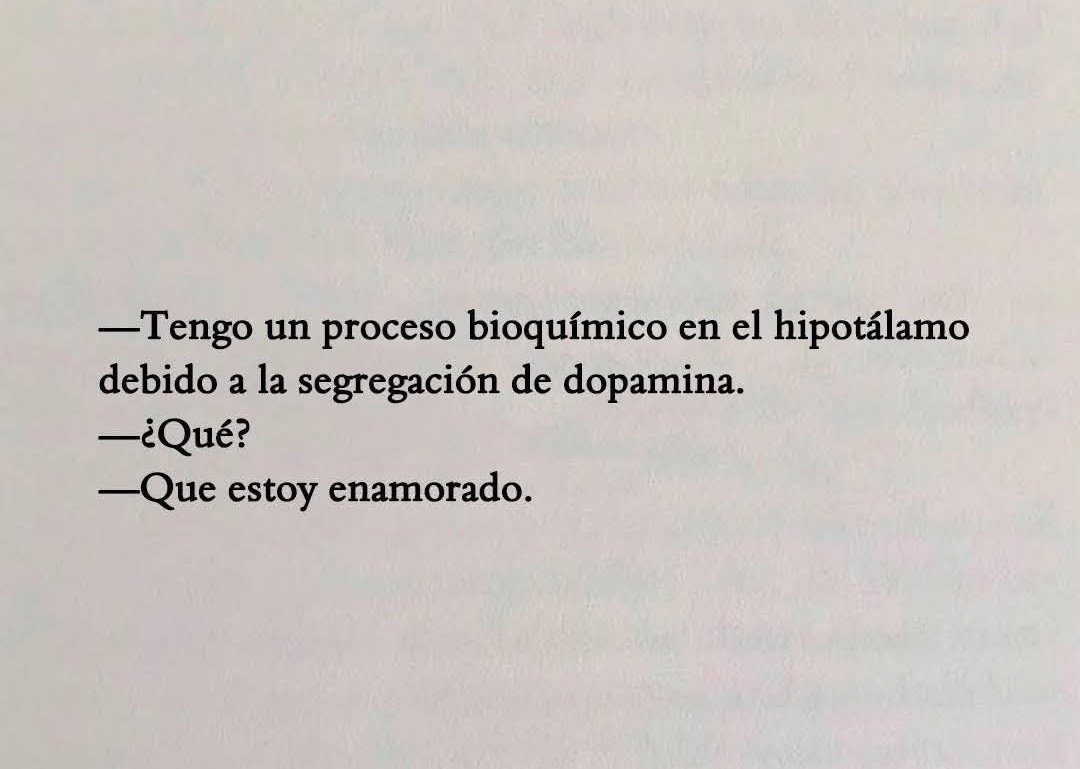 Ella y el café tweet media