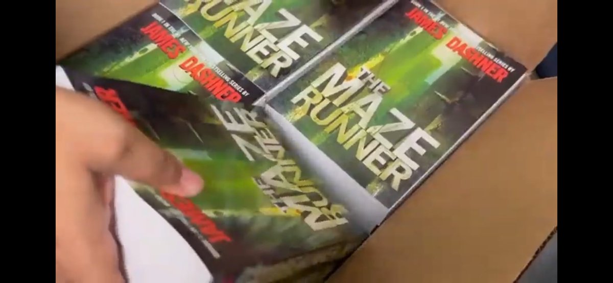 FCS_FAVE's tweet photo. We made a video to kick off our literacy campaign…

👀 Watch until the end. Trust us.

https://t.co/LMaujTAYLv

RSVP in the Owl Express and reserve your copy of the book today!

#OneSchoolOneBook #TheFAVEWay @EndicottSpot @EbonyBetts99 @TBarton42 @alexbatesedu @FultonCoSchools https://t.co/o7SNr8Lzg8