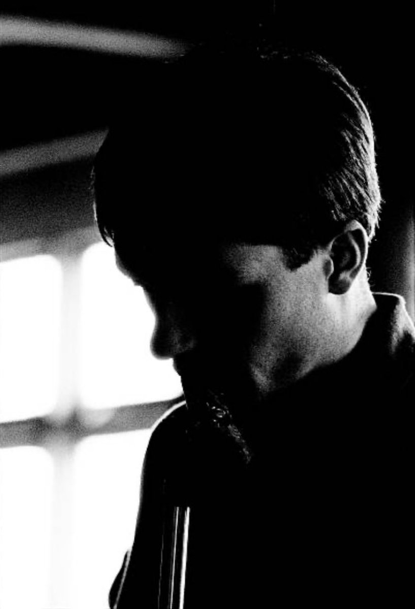 everydayiancurtis tweet media